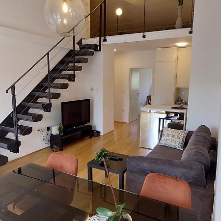 Deluxe Apartment Kristian Whit A Private Parking リエカ エクステリア 写真